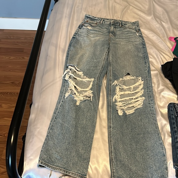 American Eagle Curvy Baggy Ripped Jeans 8L - Picture 2 of 5